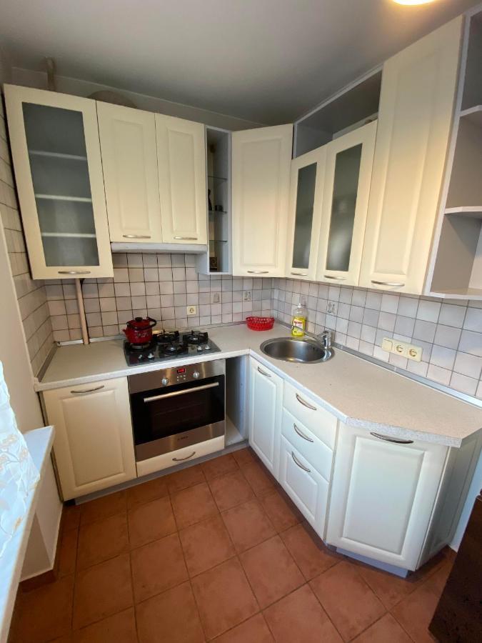 Apartment Next To Metro Station Pechersk Киев Экстерьер фото
